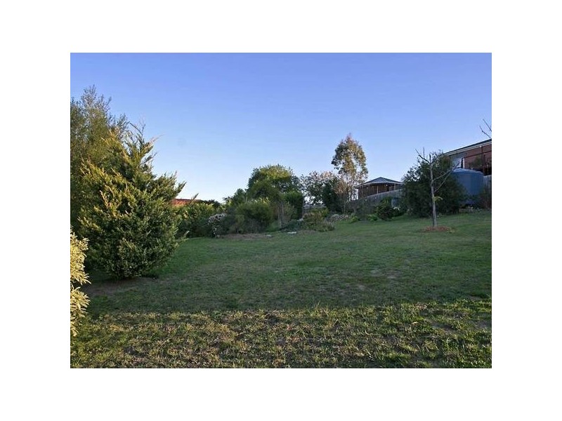 37 Union Avenue, Pakenham VIC 3810