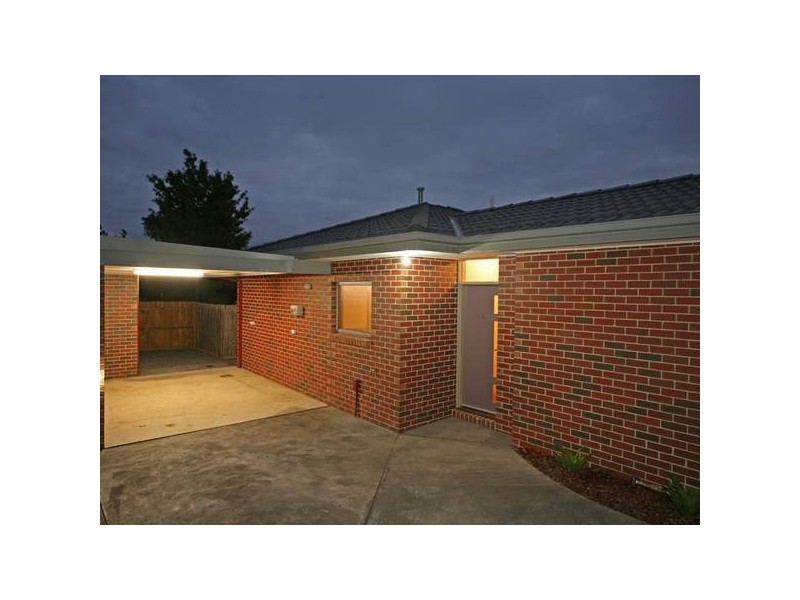 6/1 Henry Street, Pakenham VIC 3810