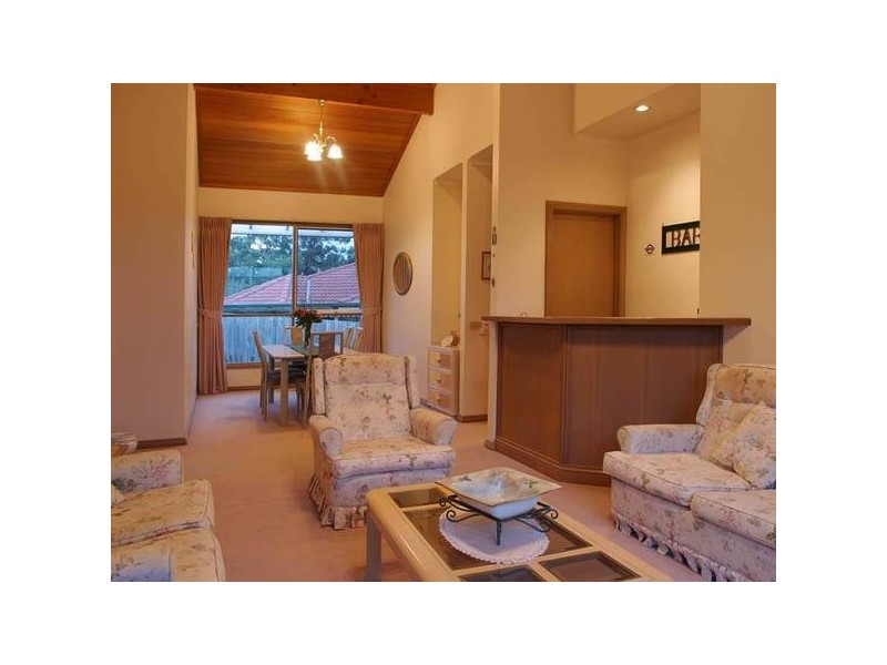 15 Rachael Court, Pakenham VIC 3810