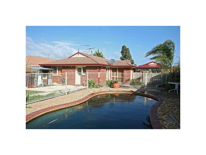 10 Maria Crescent, Pakenham VIC 3810