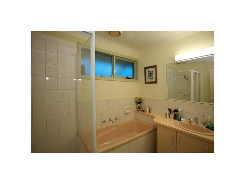 10 Maria Crescent, Pakenham VIC 3810