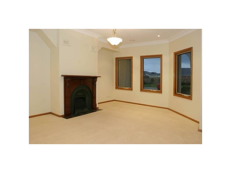 1/47 Malouf Court, Pakenham VIC 3810