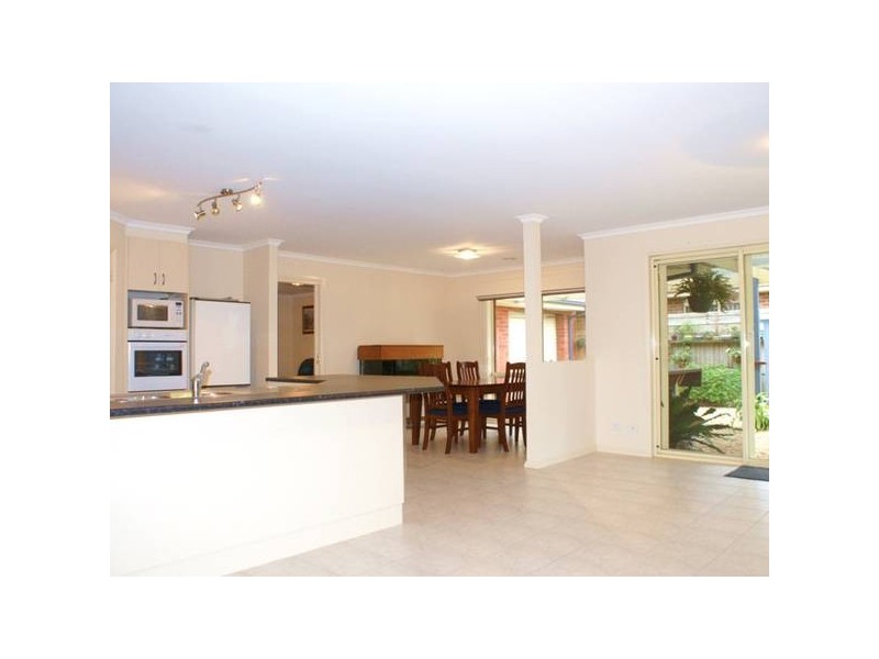 132 McGregor Road, Pakenham VIC 3810