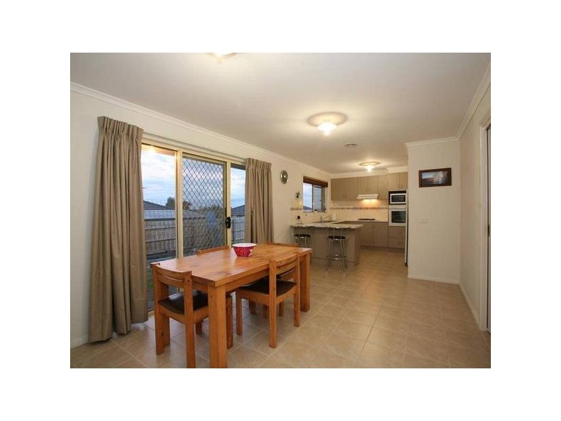 9 Tuscany Rise, Pakenham VIC 3810