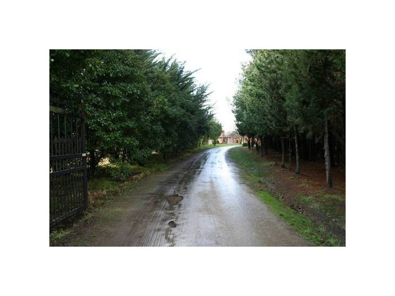 426 Tynong North Road, Tynong North VIC 3813