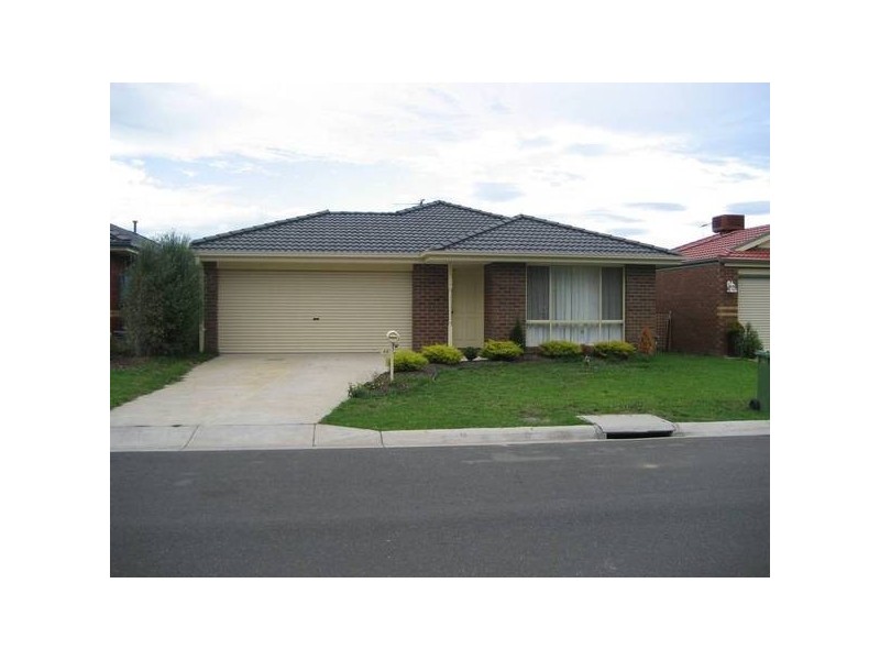 20 Spring Circuit, Pakenham VIC 3810