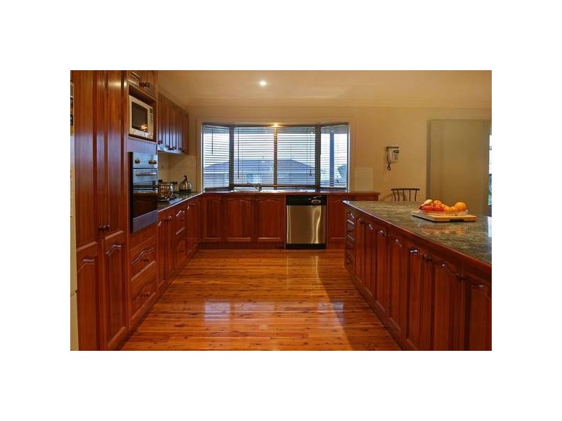 113 Eagle Drive, Pakenham VIC 3810