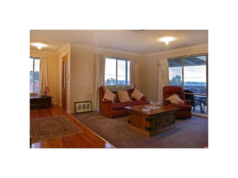 113 Eagle Drive, Pakenham VIC 3810