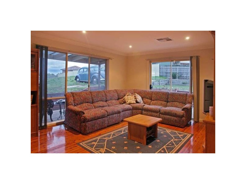 113 Eagle Drive, Pakenham VIC 3810