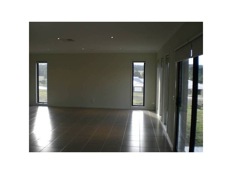 52 Jefferson Road, Garfield VIC 3814
