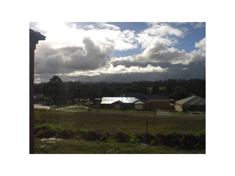 52 Jefferson Road, Garfield VIC 3814