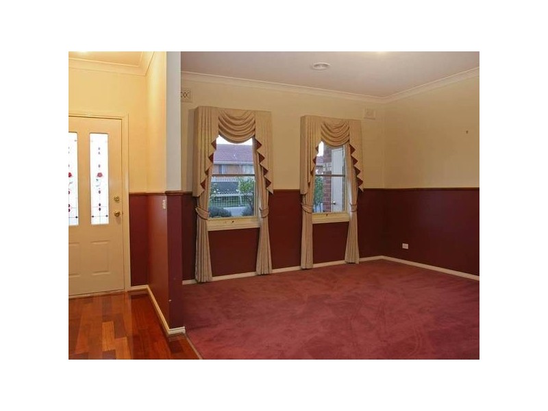10 St. Leonard Way, Pakenham VIC 3810