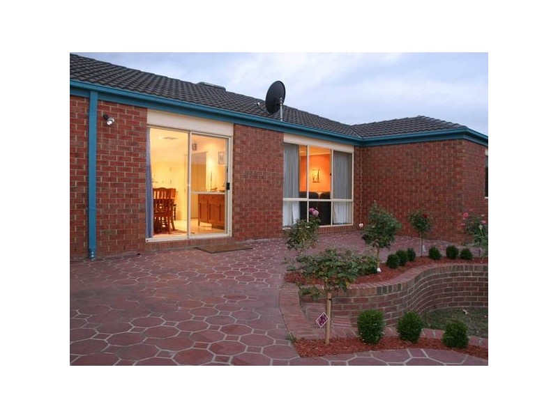 56 Eagle Drive, Pakenham VIC 3810