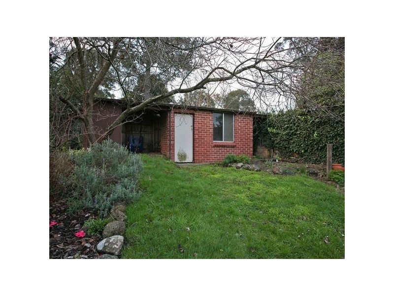 13 Gardenia Street, Pakenham VIC 3810