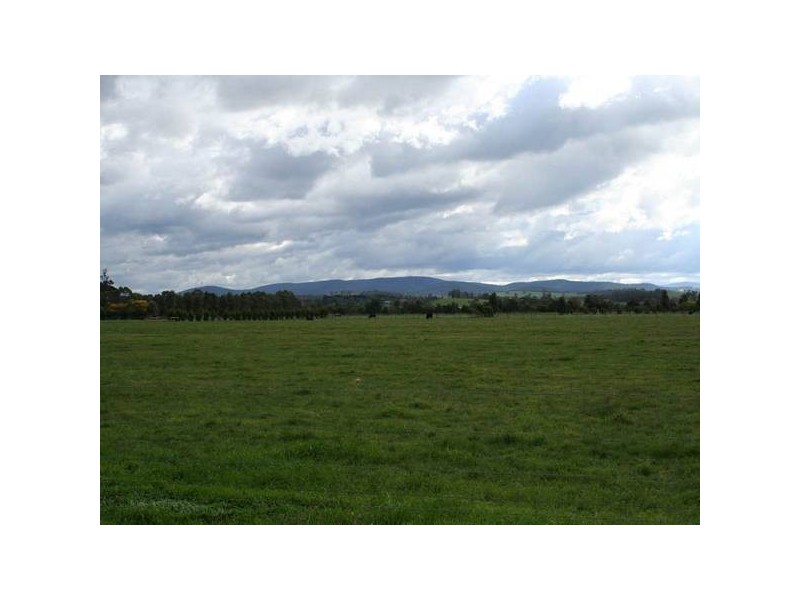 49 McIvor Road, Bunyip VIC 3815