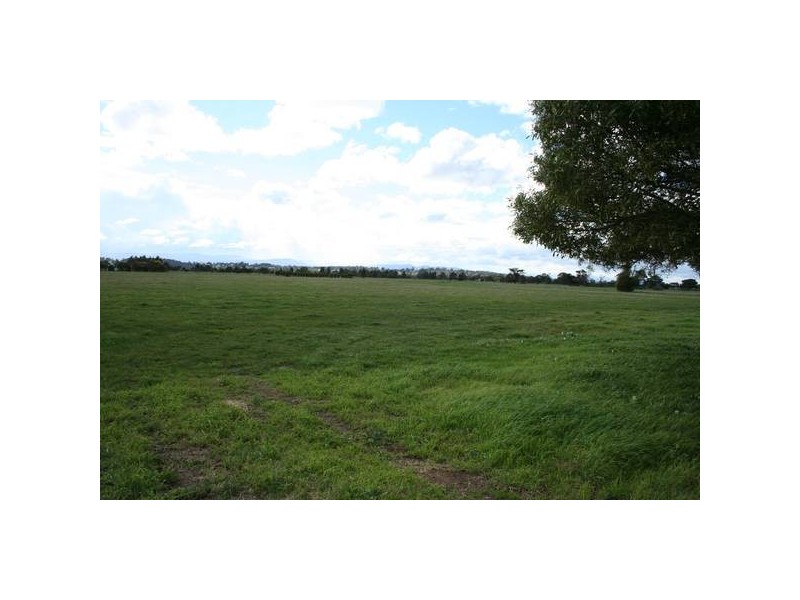 49 McIvor Road, Bunyip VIC 3815