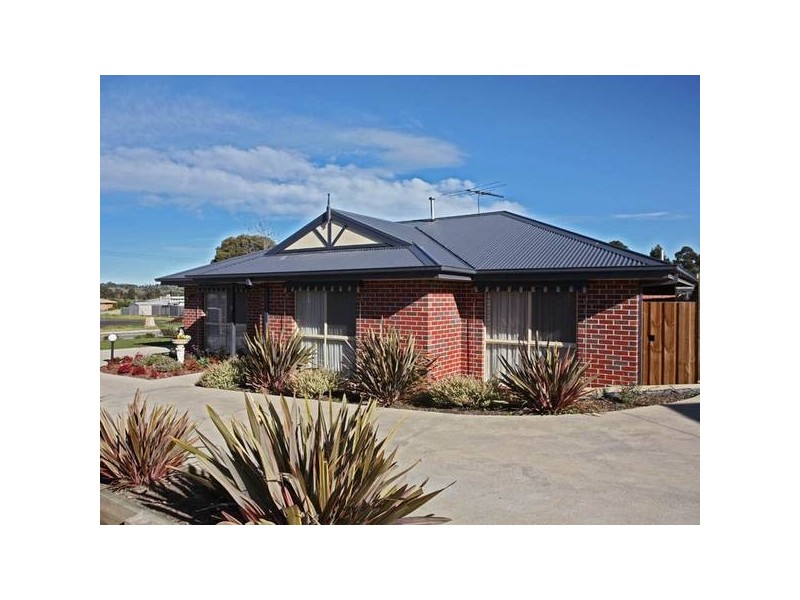 1/13 Beswick Street, Garfield VIC 3814