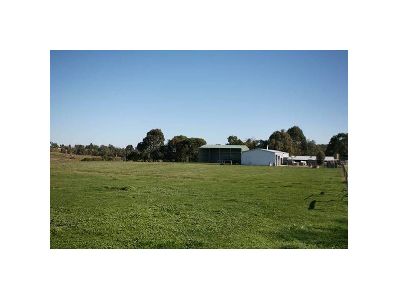 260 Tynong North Road, Tynong North VIC 3813