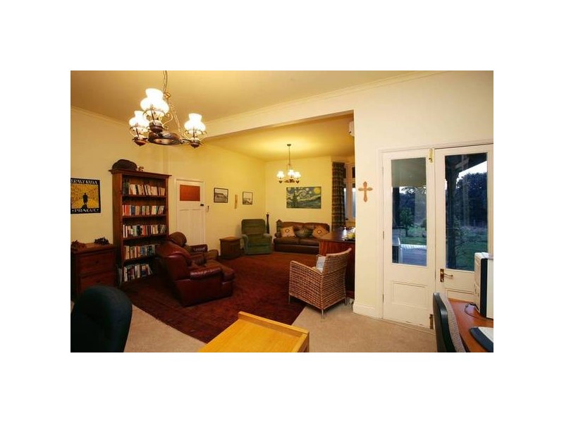 260 Tynong North Road, Tynong North VIC 3813