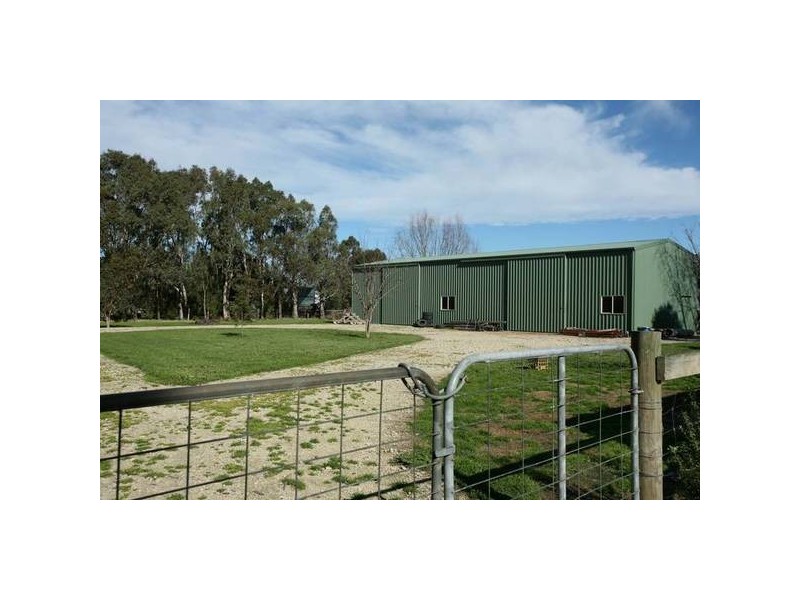21 Richards Road, Nar Nar Goon VIC 3812