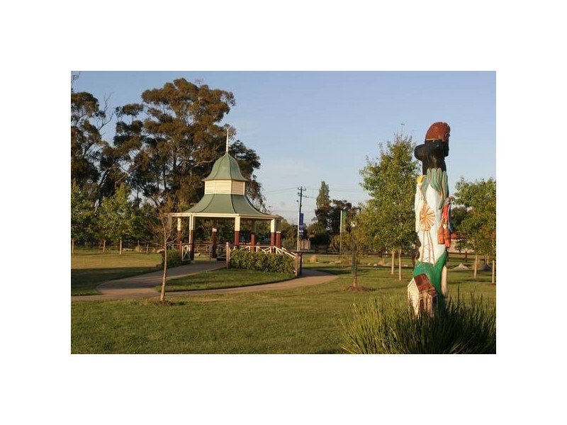 79 Livingston Boulevard, Pakenham VIC 3810