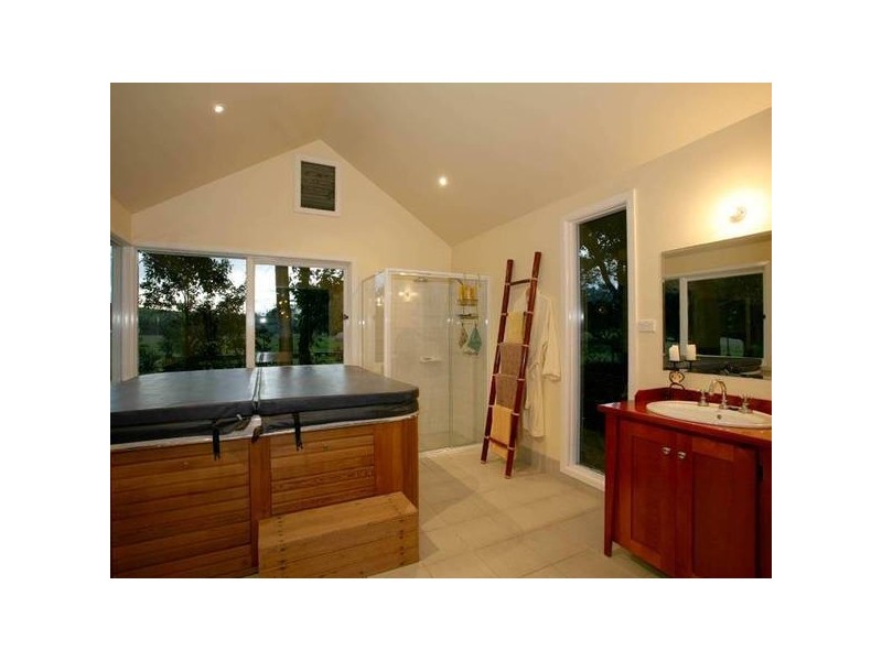 166 Toomuc Valley Road, Pakenham VIC 3810