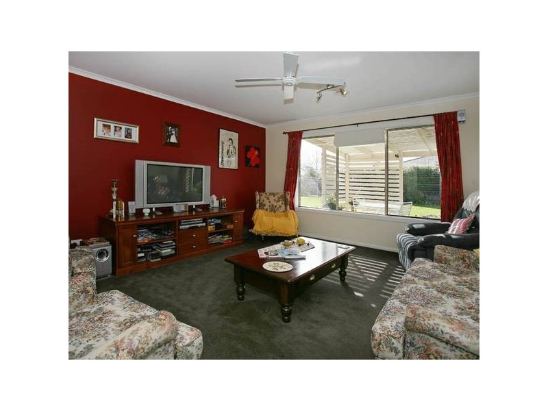 12 Vaughan Court, Pakenham VIC 3810