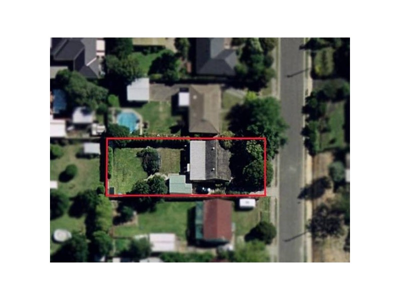 18 Lyle Ave, Beaconsfield VIC 3807