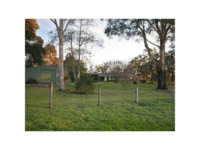 1 Wattletree Road, Bunyip VIC 3815