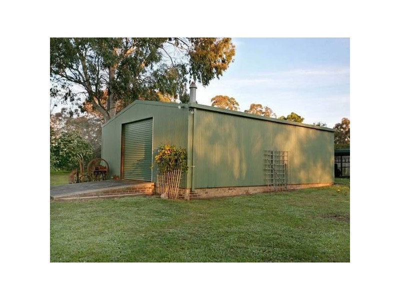 1 Wattletree Road, Bunyip VIC 3815