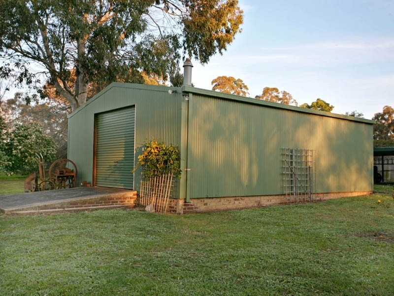 1 Wattletree Road, Bunyip VIC 3815