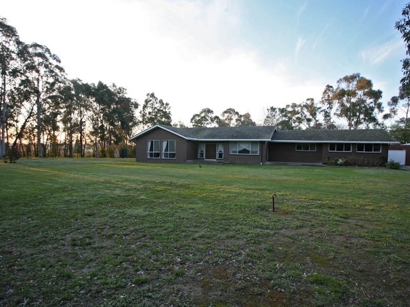 1 Wattletree Road, Bunyip VIC 3815