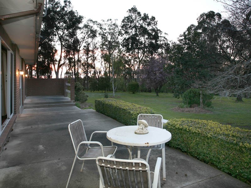 1 Wattletree Road, Bunyip VIC 3815