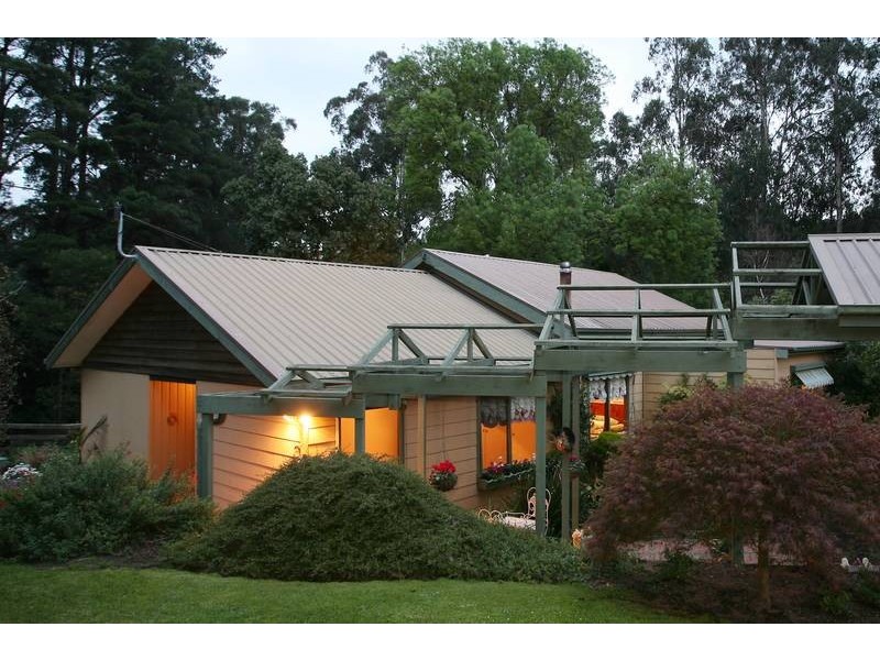 910 Bessie Creek Road, Nar Nar Goon North VIC 3812