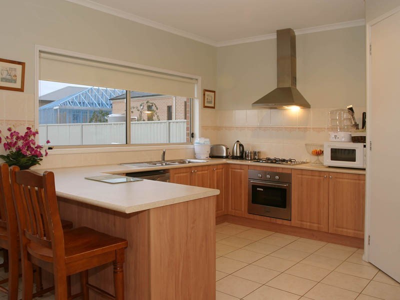 27 Arbour Rise, Pakenham VIC 3810