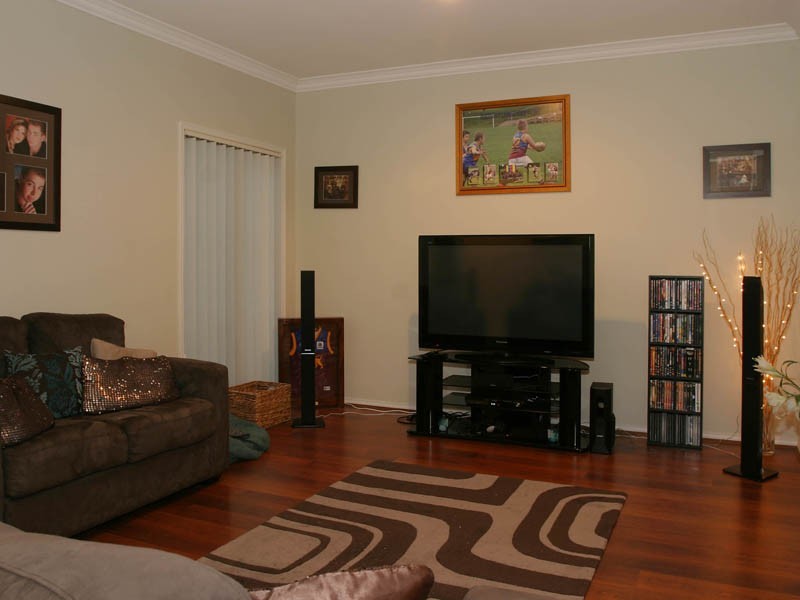 27 Arbour Rise, Pakenham VIC 3810