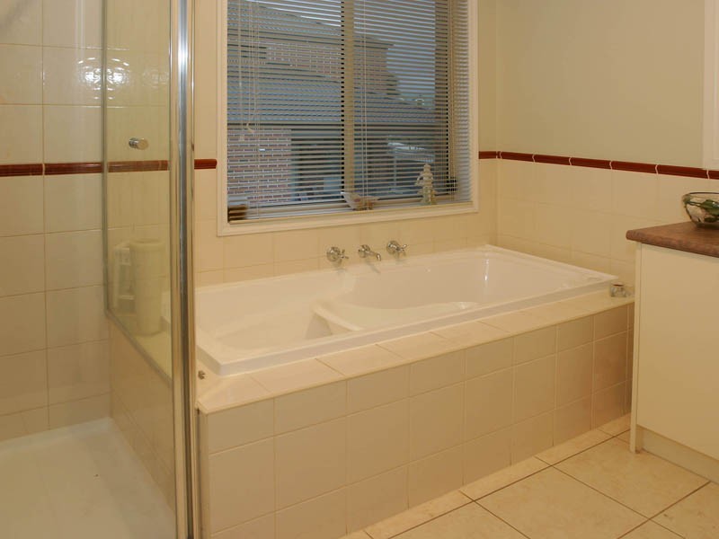 27 Arbour Rise, Pakenham VIC 3810