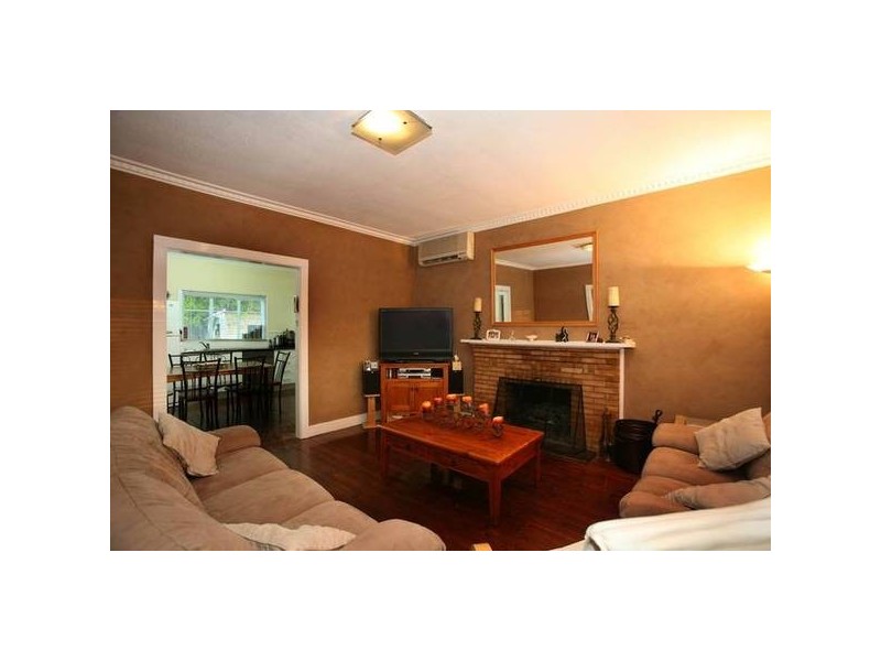 30 Main Street, Nar Nar Goon VIC 3812