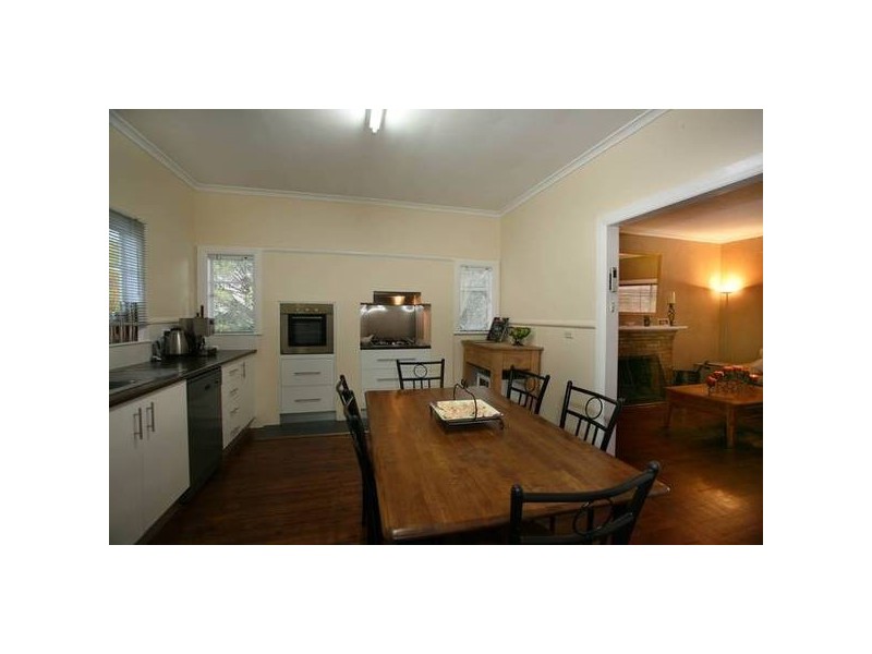 30 Main Street, Nar Nar Goon VIC 3812