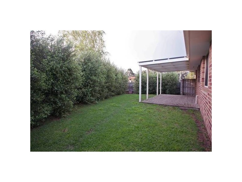 1 Rundell Way, Pakenham VIC 3810