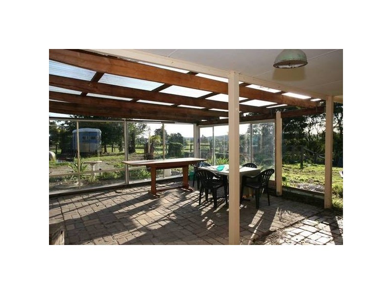 265 Bourkes Creek Road, Pakenham Upper VIC 3810