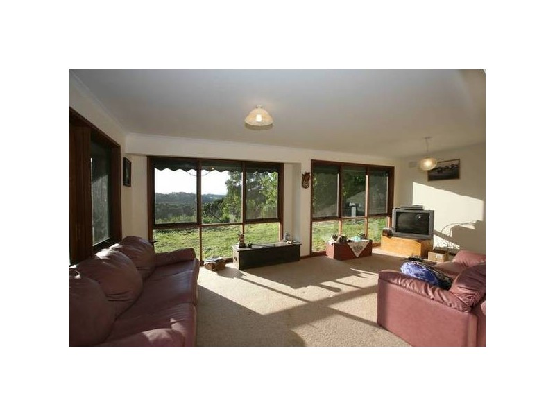 265 Bourkes Creek Road, Pakenham Upper VIC 3810