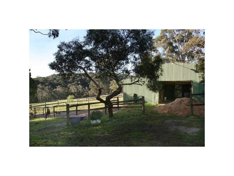 265 Bourkes Creek Road, Pakenham Upper VIC 3810