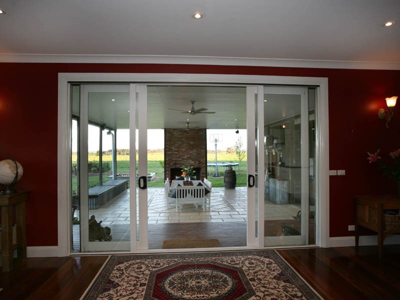 10 Ellis Road, Bunyip North VIC 3815