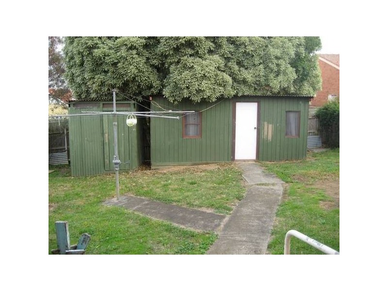 19 Deveney Street, Pakenham VIC 3810