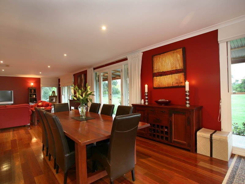 10 Ellis Road, Bunyip North VIC 3815