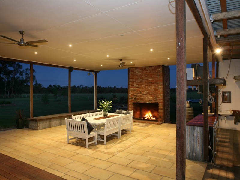 10 Ellis Road, Bunyip North VIC 3815
