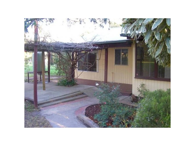125 Moore Road, Nar Nar Goon North VIC 3812