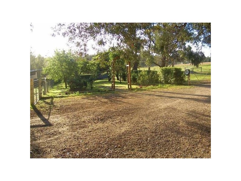 125 Moore Road, Nar Nar Goon North VIC 3812