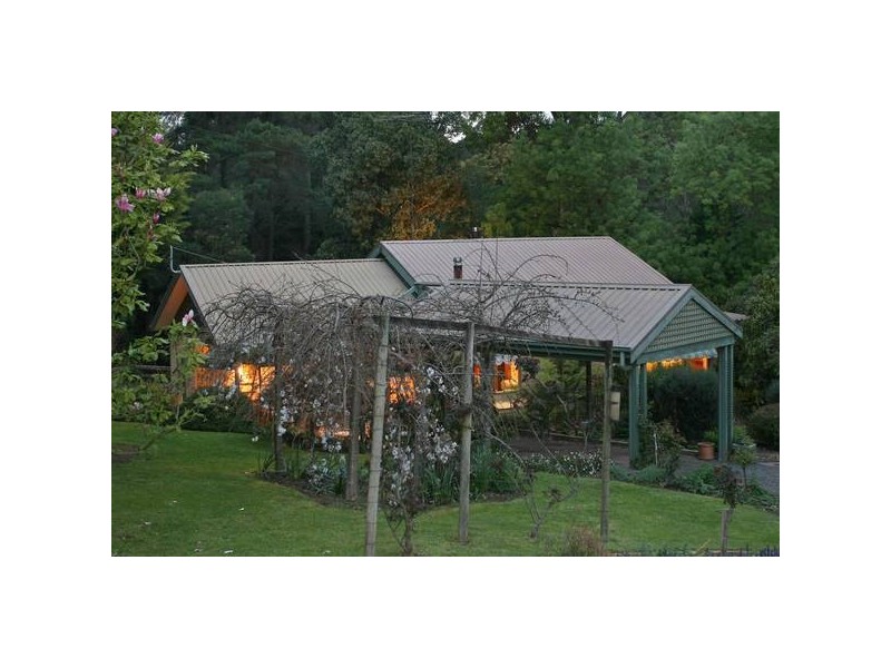 910 Bessie Creek Road, Nar Nar Goon North VIC 3812